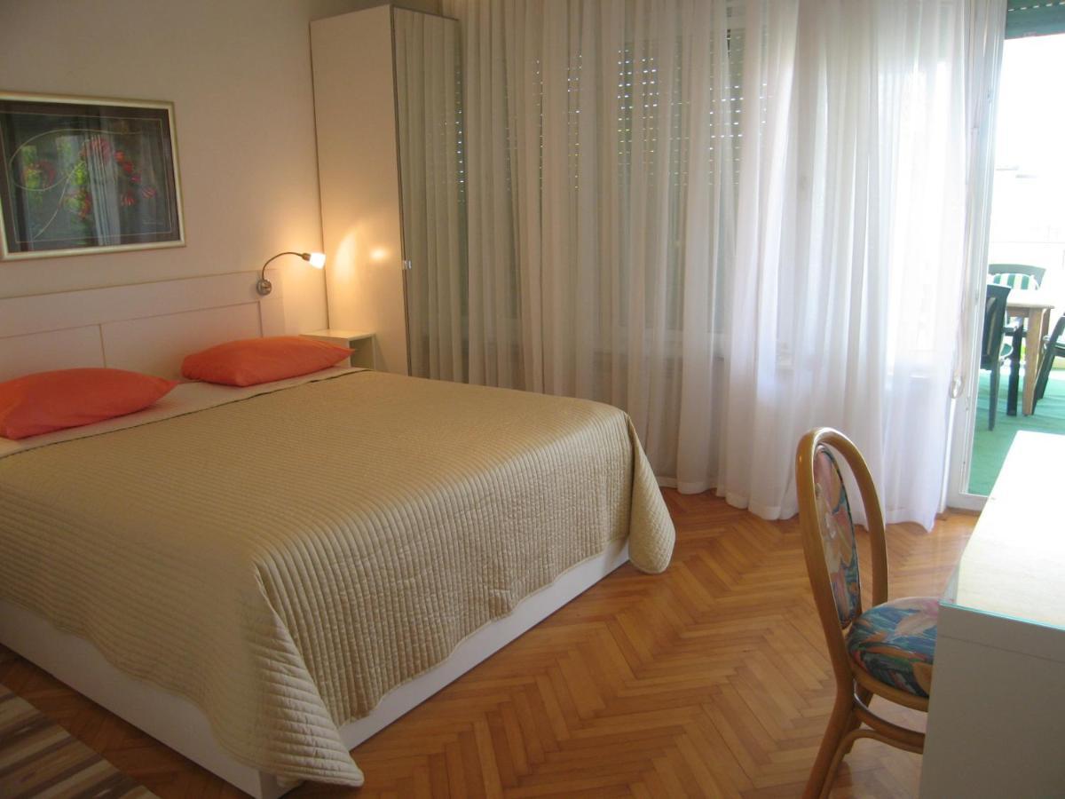 Apartment Petrinic V Pula Bagian luar foto