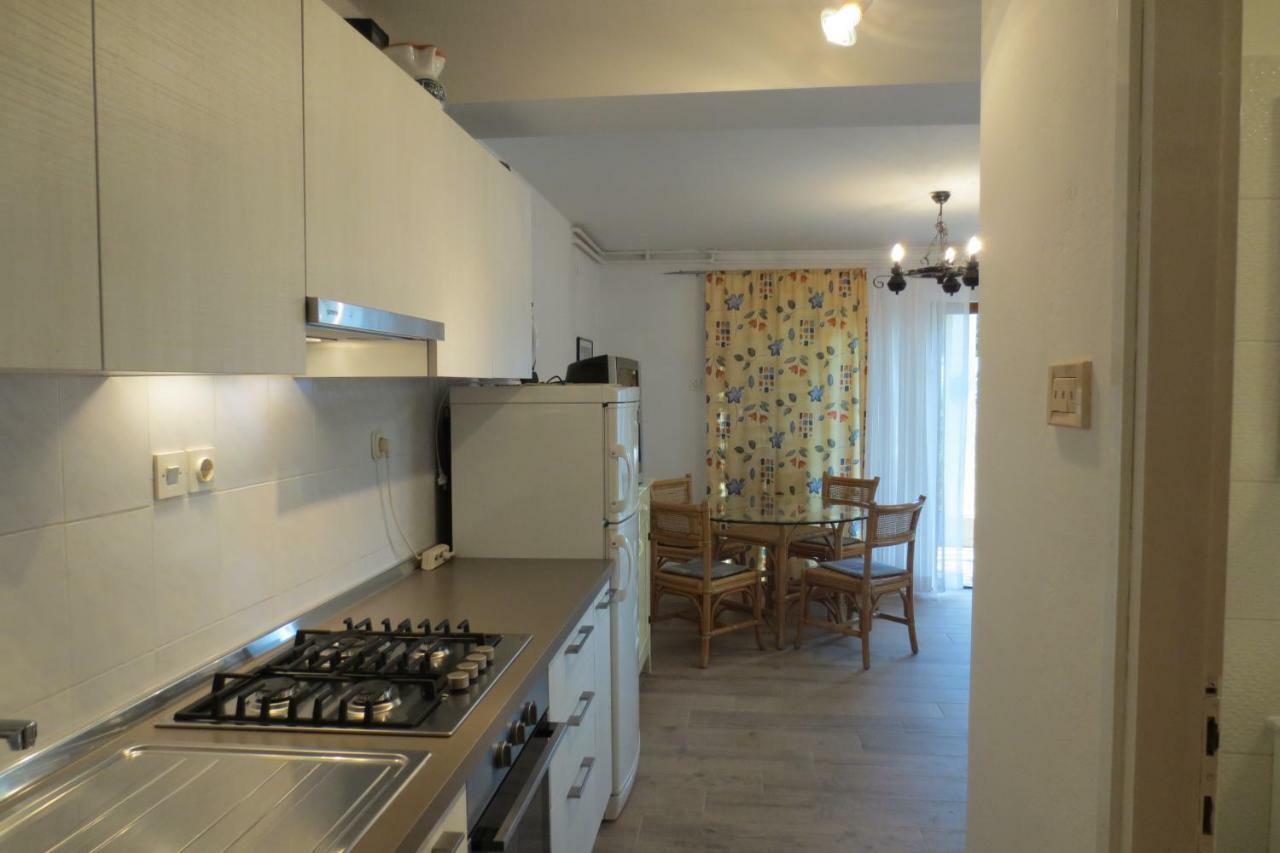 Apartment Petrinic V Pula Bagian luar foto