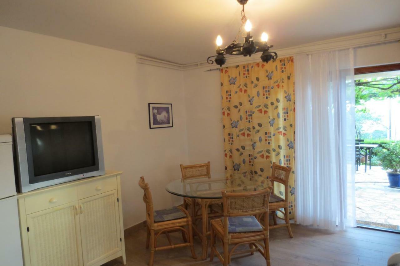 Apartment Petrinic V Pula Bagian luar foto