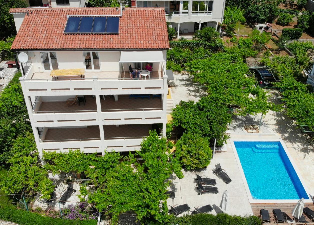 Apartment Petrinic V Pula Bagian luar foto